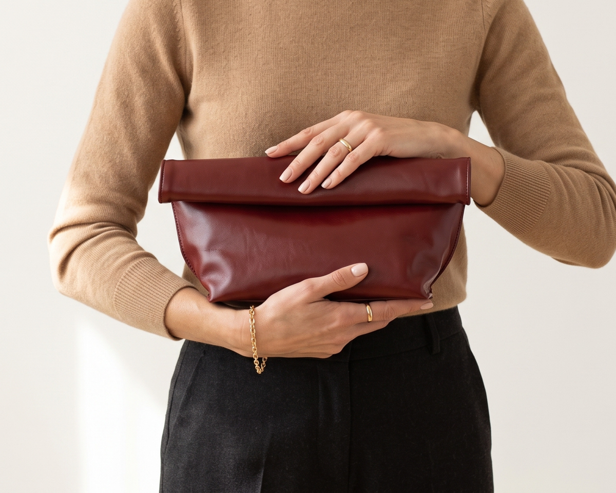 Elegant Curling Envelope Clutch Bag for Women
